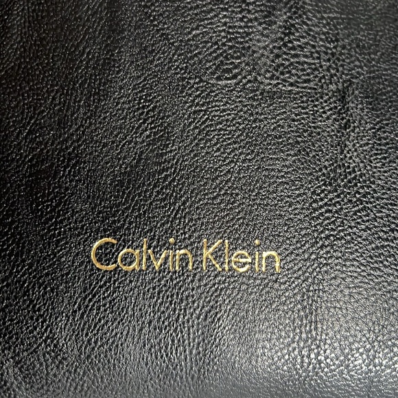 Calvin Klein purse - Picture 7 of 12